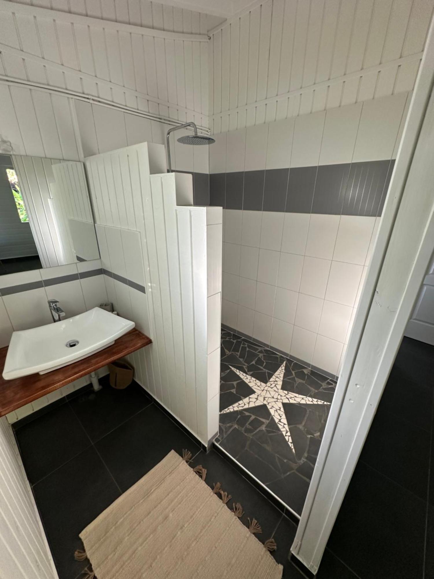 Villa Calysta Deshaies Eksteriør billede